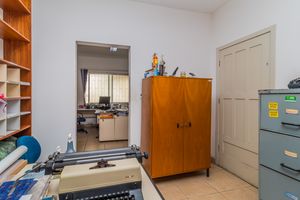 Image 33 - 262731