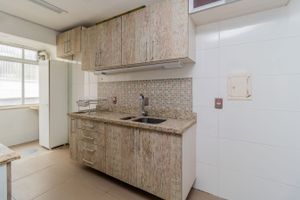 Image 15 - 263001