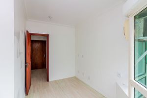 Image 3 - 263158