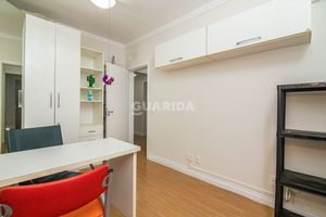 Image 39 - 263240