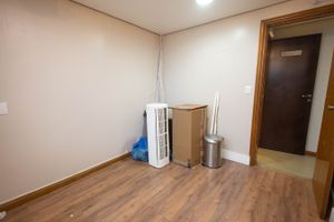 Image 38 - 263674