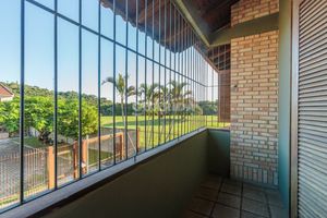 Image 18 - 263756