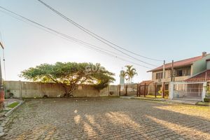 Image 33 - 263756