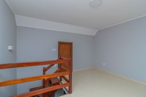 Image 17 - 263833