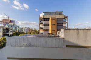 Image 7 - 264131