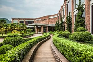 Image 13 - 264179