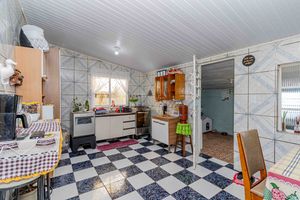 Image 30 - 265570