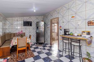 Image 33 - 265570