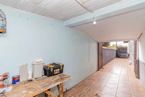 Image 38 - 265570