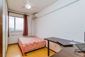 Image 19 - 265594