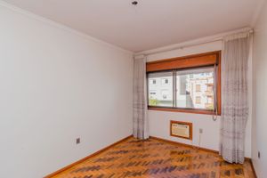 Image 7 - 265597