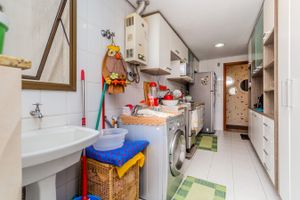 Image 23 - 265852
