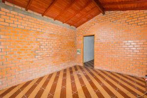 Image 42 - 265904