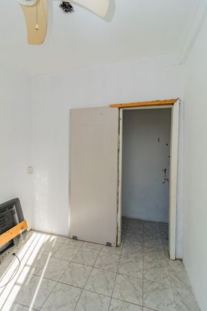 Image 10 - 266156