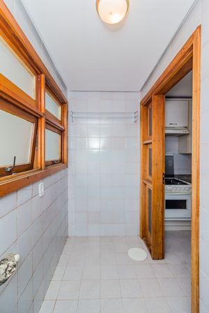 Image 35 - 266161