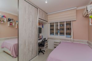 Image 19 - 266180
