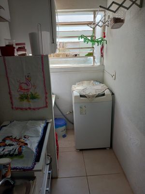 Image 7 - 266250
