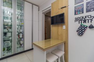 Image 28 - 266277