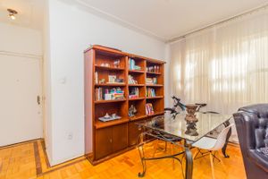 Image 4 - 266339