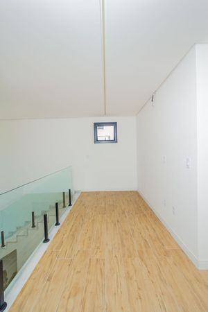Image 22 - 266421