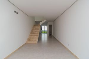 Image 4 - 266481
