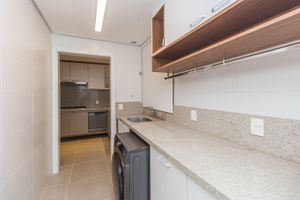 Image 35 - 266747