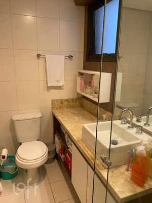 Image 28 - 266832