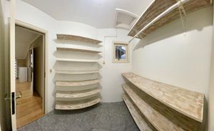 Image 36 - 266911