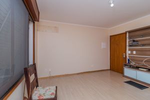 Image 3 - 266949