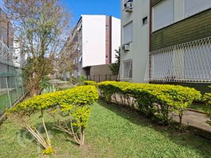 Image 17 - 266992