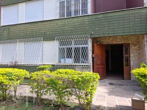 Image 18 - 266992