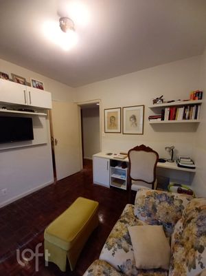 Image 28 - 267102