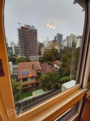 Image 35 - 267102