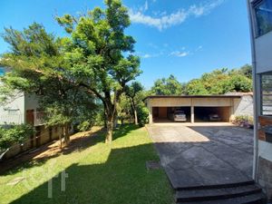 Image 21 - 267200
