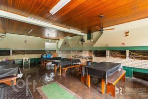 Image 33 - 267250