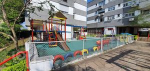 Image 44 - 267625