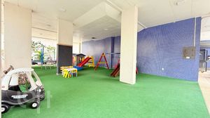 Image 32 - 267798