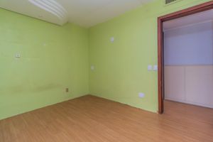 Image 21 - 267950