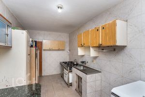 Image 19 - 267972