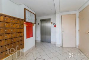 Image 33 - 268018