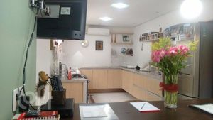 Image 12 - 268256