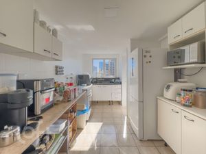 Image 8 - 268418