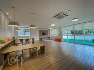 Image 19 - 268506