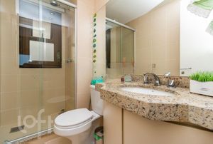 Image 19 - 268823