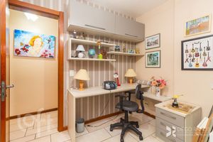 Image 17 - 269675