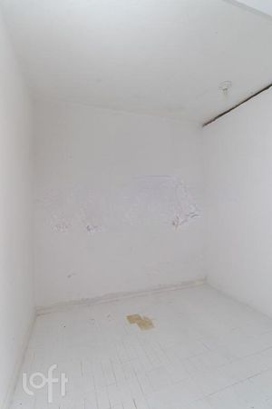 Image 27 - 269984