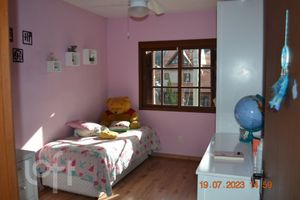 Image 21 - 270019