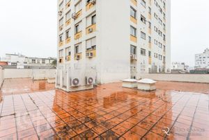 Image 34 - 270218