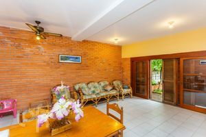 Image 30 - 270239