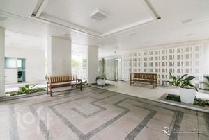 Image 36 - 270256